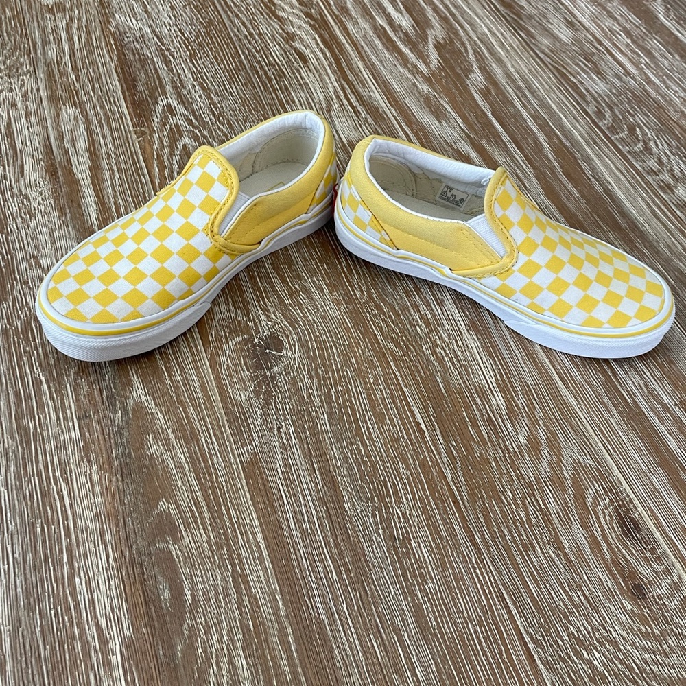Vans - Picture 5 of 8
